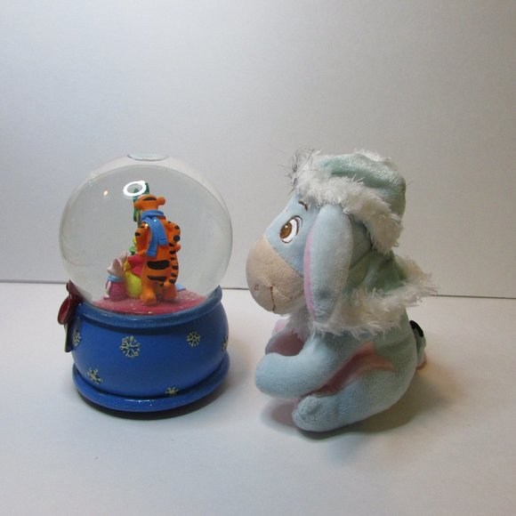 Disney We Wish You A Merry Christmas Pooh snowglobe Tigger and Piglet Ee… - Picture 4 of 10
